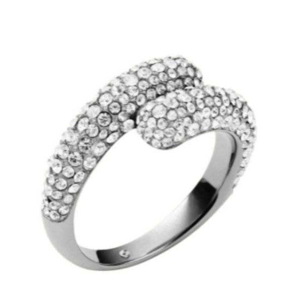 NWT Michael Kors Silver Silvertone Clear Pave Stone Bypass Crossover New Ring 8 - Picture 1 of 3